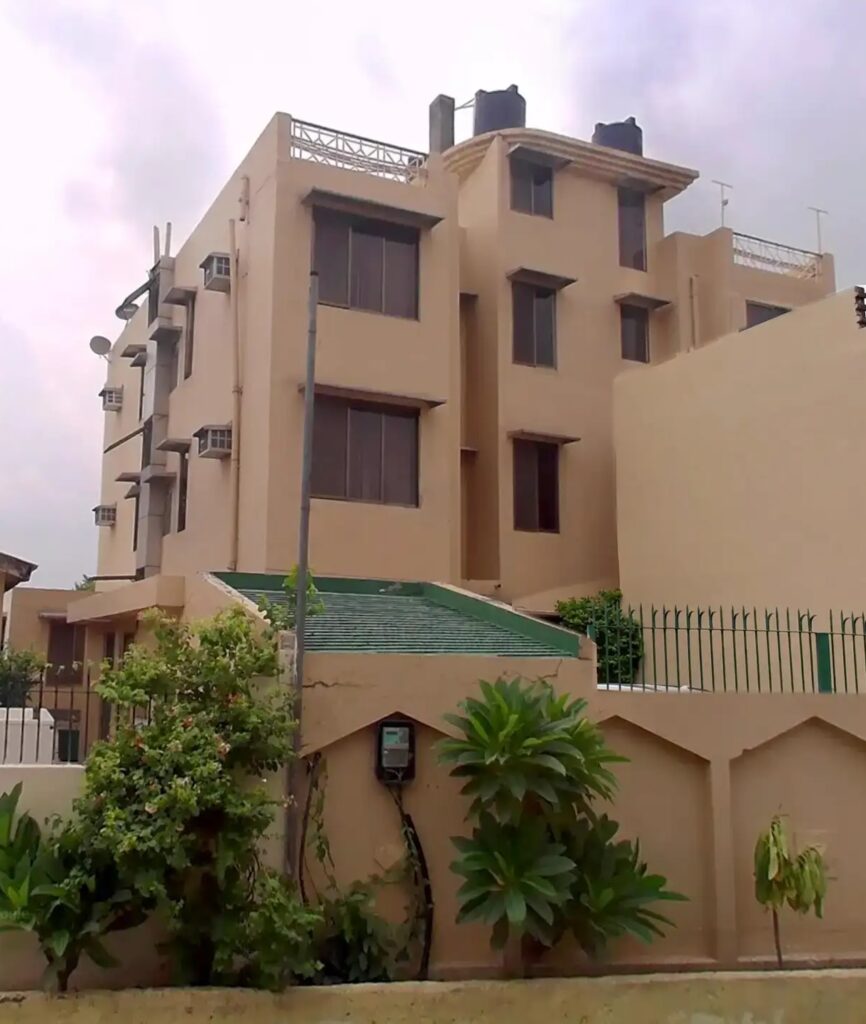 Main Image 2.38.51 PM copy